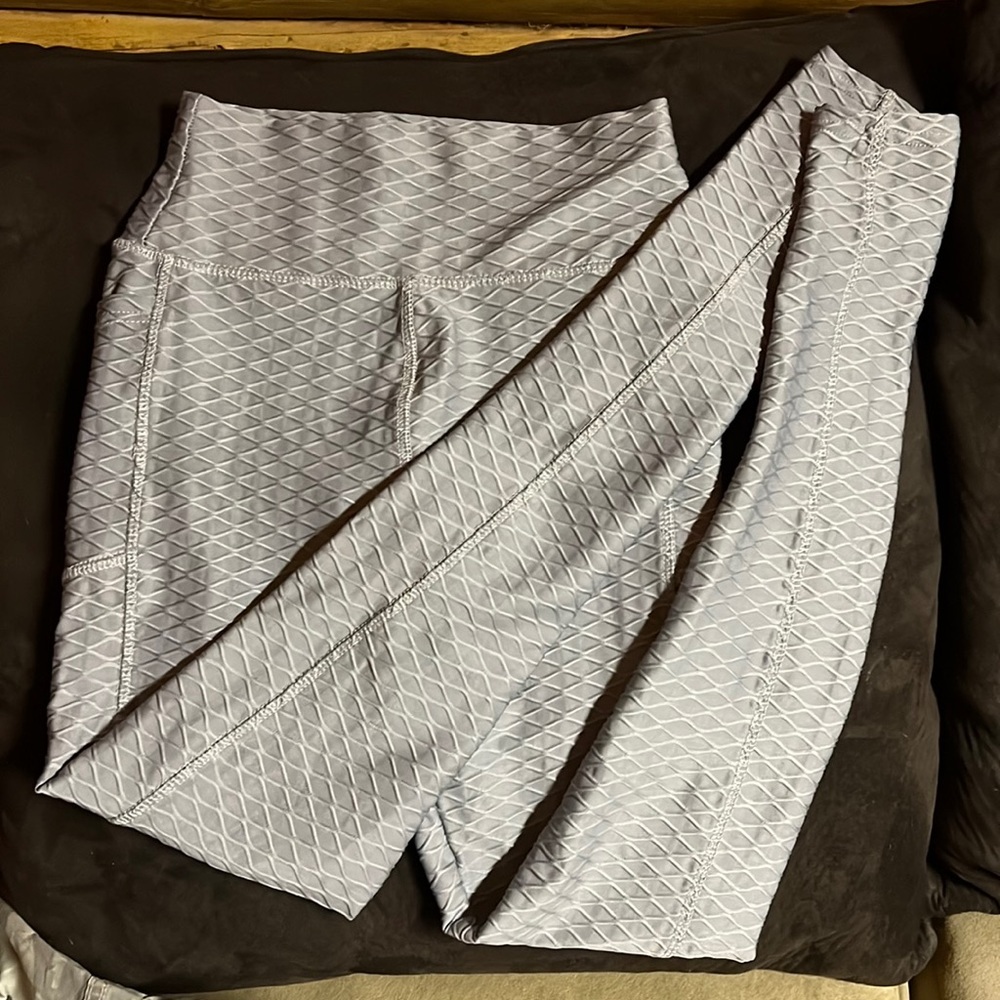 Grey workout leggings